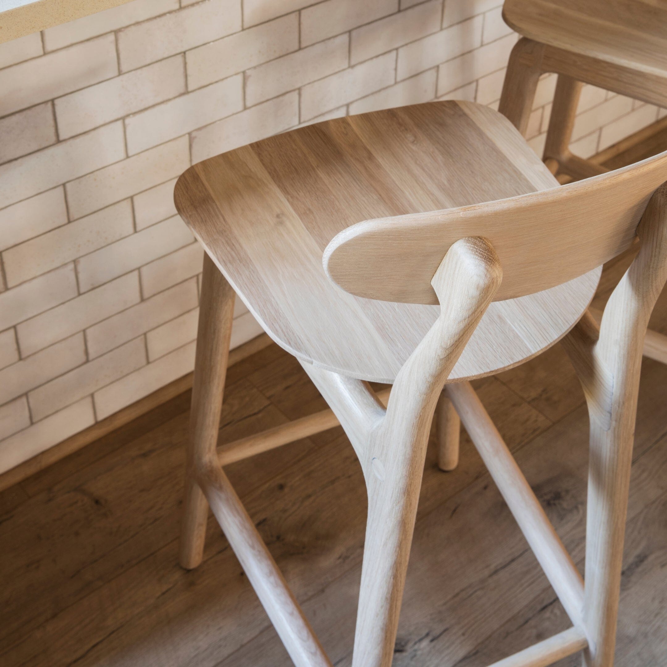 Classic Wooden Bar Stool - Timeless Design & Durability