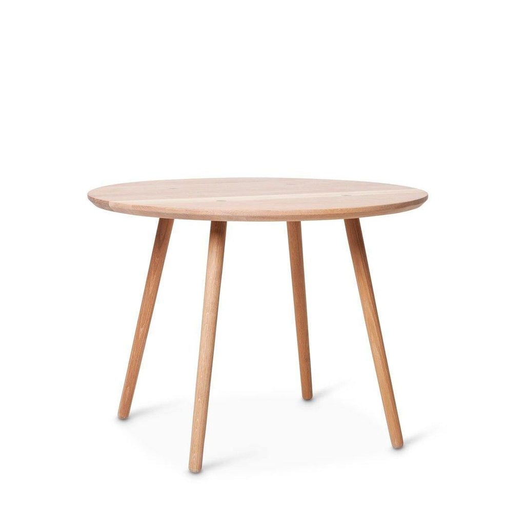 Round Cafe Table - Perfect for Small Spaces & Busy Cafés